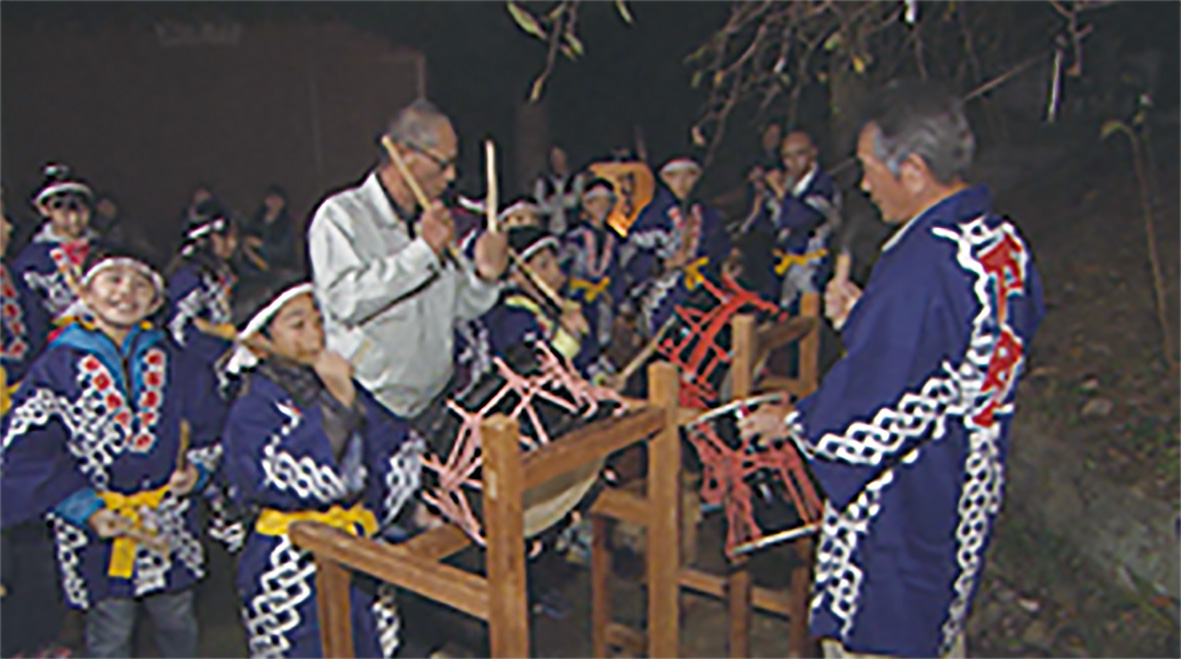 祖子分の面浮立（そしぶんのめんぶりゅう）